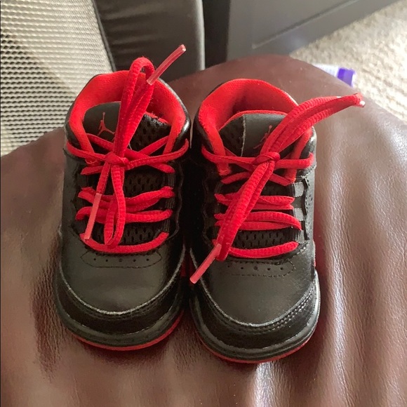 baby jordans size 3